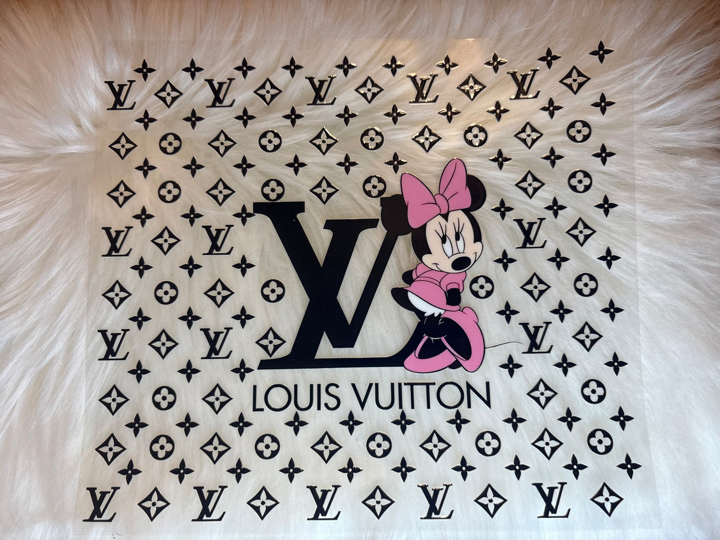 Minnie Designer