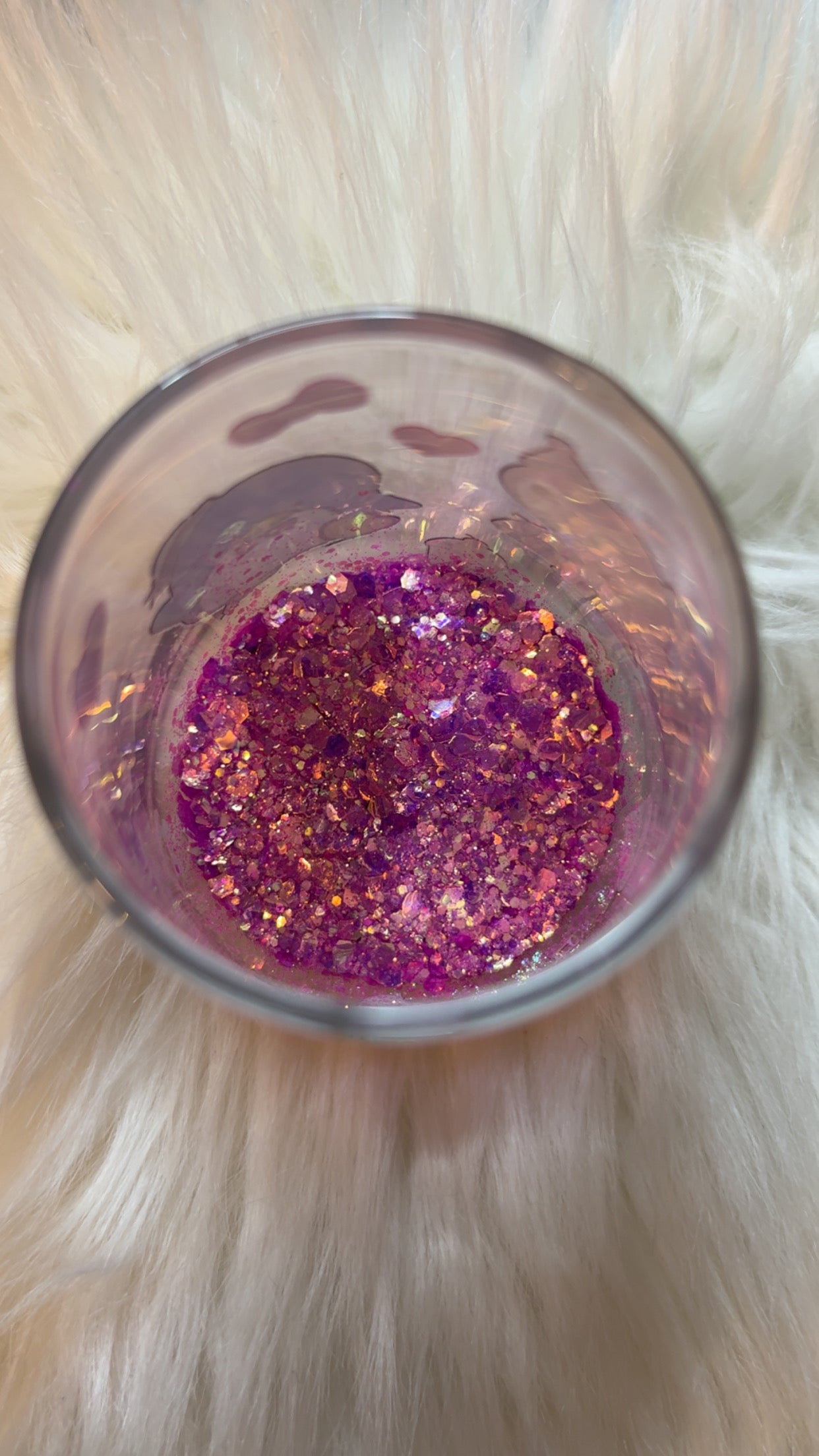 2oz Glitter Bottle ✨Barney✨