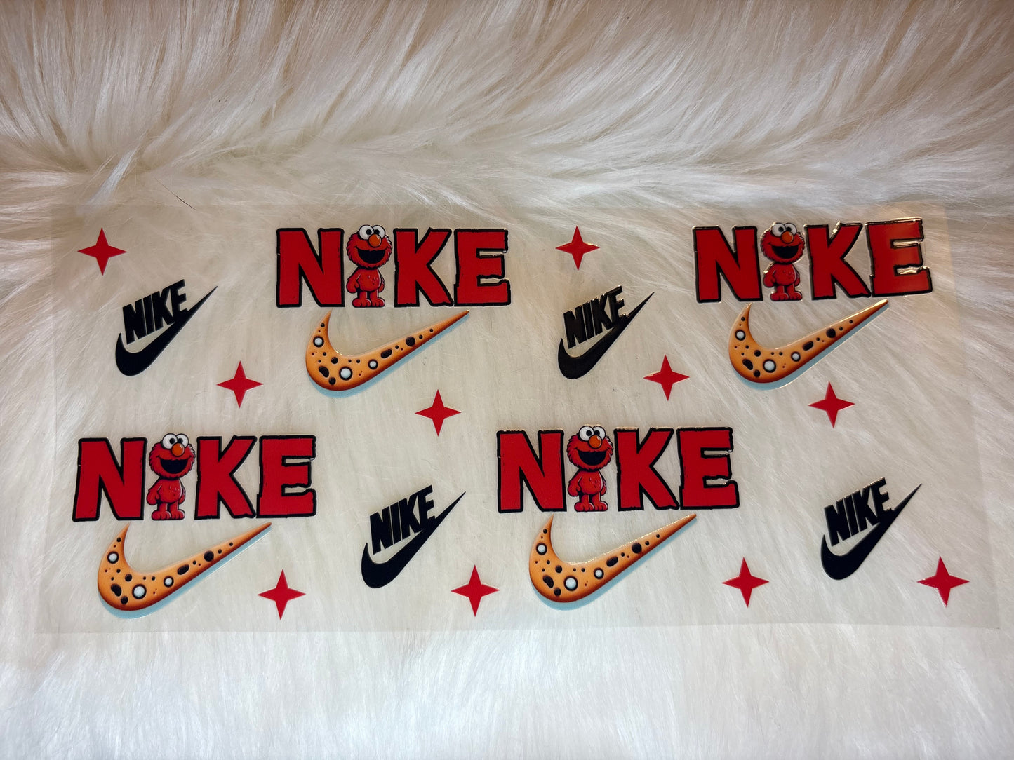 Elmo Nike