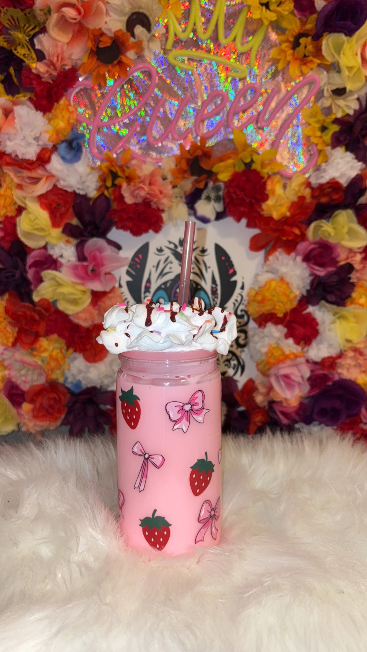 Snow globe Strawberry Shortcake *Colored Liquid*